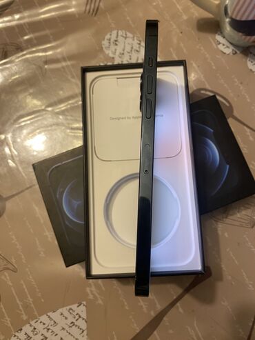 Apple iPhone: IPhone 12 Pro, Qara, Face ID — 3