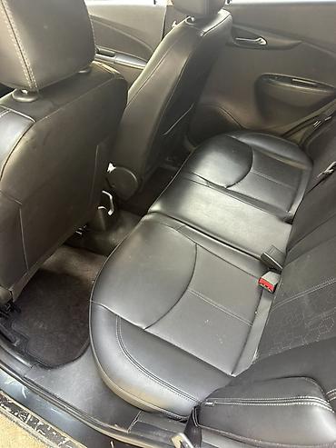 Chevrolet: Chevrolet Spark: 2017 г., 1 л, Автомат, Бензин, Хэтчбэк — 3