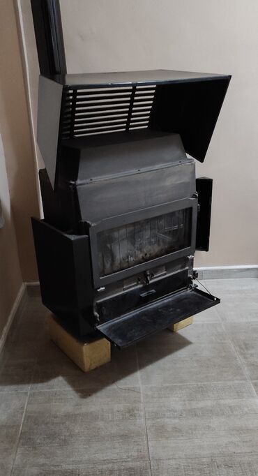 Etažne peći i kamini: Energent: Drvo i ugalj, Upotrebljenо, Pokupiti na licu mesta na lalafo.rs — 5 Etažne peći i kamini: Energent: Drvo i ugalj, Upotrebljenо, Pokupiti na licu mesta — 5