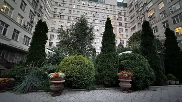продаю квартиру итальянский квартал: 3 комнаты, 82 м², Элитка, 2 этаж, Евроремонт