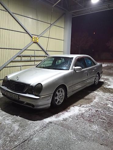 Mercedes-Benz: Mercedes-Benz E-Class: 2000 г., 2 л, Механика, Бензин, Седан — 10
