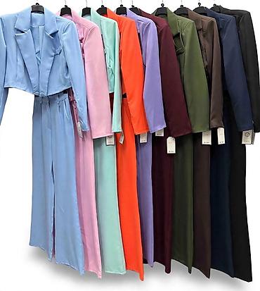 ljubicaste helanke: Ženski trodelni komplet – kratki sako, top i široke pantalone - Kroj — 4