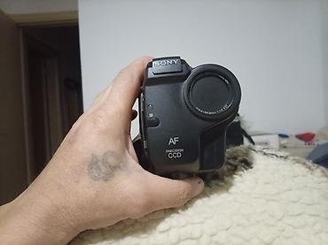 Video kamere: Na prodaju Sony Handycam video Hi8 kamkorder – model CCD‑TR650E (PAL) — 3