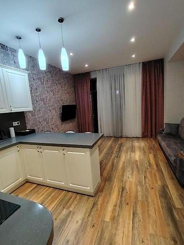 ev alqi satqsi: İcarəyə verilir 3 otaqlı yeni tikili 102 m², Ağ şəhər q. Kateqoriya — 6