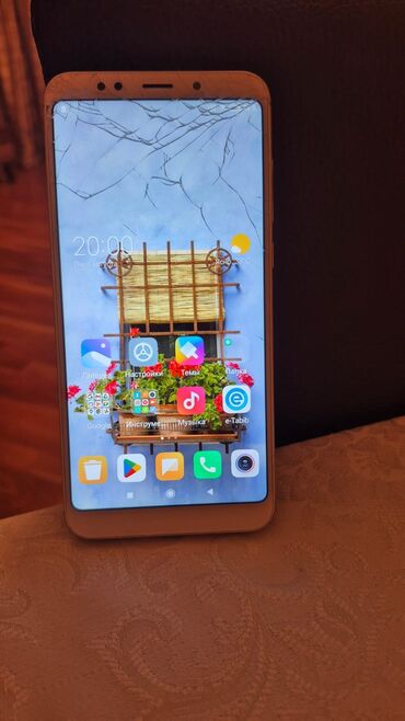 Xiaomi Mi 10T, 64 GB, rəng - Qızılı, 
 Qırıq