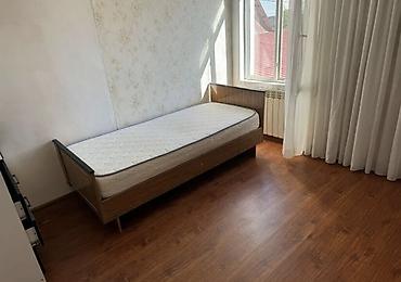 Дома: 130 м², 6 комнат — 9