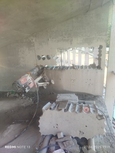 Beton işləri: Səssiz tozsuz səliqəli kəsim. Beton katlavan monolit kubik — 29