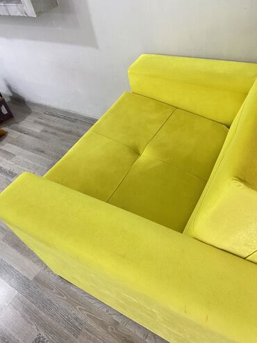 kohne metbex mebelleri: Künc divan, Parça