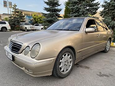 x class: Mercedes-Benz E-Class: 2000 г., 3.2 л, Автомат, Бензин, Седан — 1