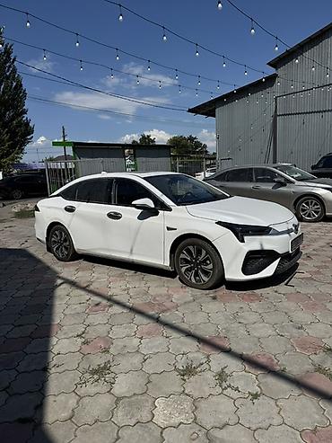 gac ion: GAC Aion S — электрический седан белого цвета. Бишкеке жаны келди — 2