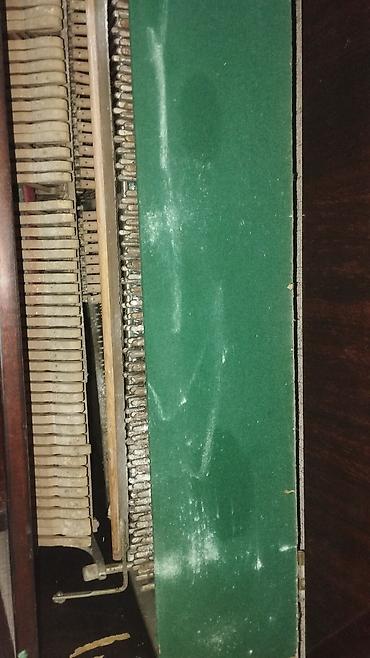 Musiqi alətləri: 3 pedallı piano satilir. coxx ucuz satilir. problemi yoxdur . bele — 4