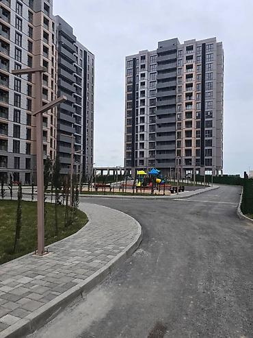 Mənzillər: Suraxanı, 3 otaqlı, Yeni tikili, 70 kv. m — 2