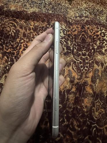 Apple iPhone: IPhone 11, Б/у, 128 ГБ, Белый, 67 % — 3