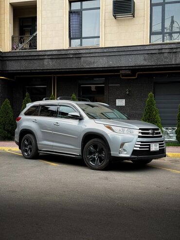 тайота хайландыр: Продаю Toyota Highlander XLE Год: 2017 Объем двигателя: 3,5 бензин