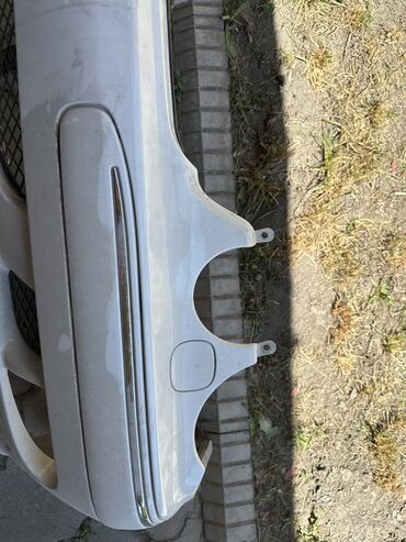 бамперы на мерс: Передний Бампер Mercedes-Benz 2002 г., Б/у, цвет - Белый, Оригинал