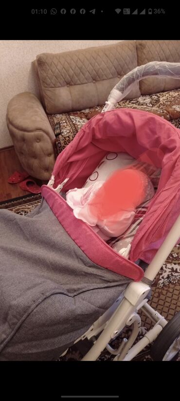 Uşaq geyimi və ayaqqabıları: Çıxarıla bilən beşikli araba, Cins: Qız, Yaş: <1 ay
