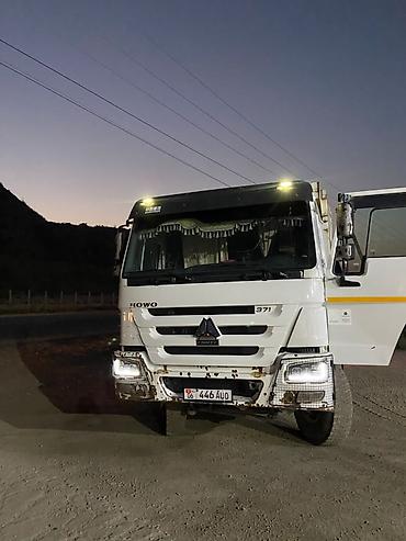 4 вд: Самосвал SINOTRUK HOWO 371 - Колесная формула: 6×4 - Модель: HOWO 371 — 1