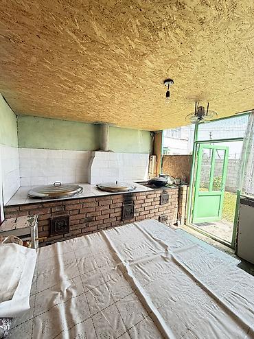 Продажа квартир: 3 комнаты, 81 м², 1 этаж, Старый ремонт — 21