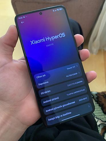 iphone 13 pro dubai qiymeti: Xiaomi 12T, 256 GB, rəng - Gümüşü, 
 Barmaq izi — 3