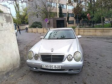 Mercedes-Benz: Mercedes-Benz E-Class: 2.7 l | 1999 il Sedan — 8