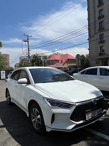g2 master: BYD Qin: 2021 г., Автомат, Гибрид, Седан — 4
