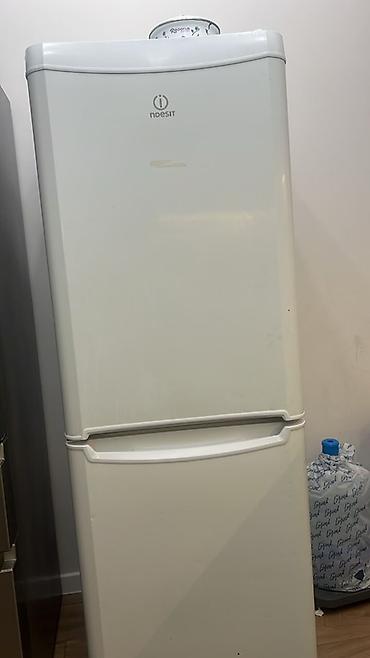 Ашкана техникасы: Холодильник Indesit, двухкамерный, белый цвет. Особенности и — 1