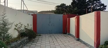 Həyət evləri və villaların satışı: Satılır: həyət evi - Tikili: 1 mərtəbəli fərdi yaşayış evi, qırmızı — 6