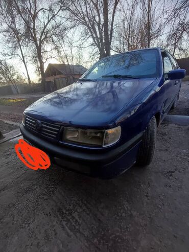 Volkswagen: Volkswagen Passat: 1994 г., 2 л, Механика, Бензин, Седан