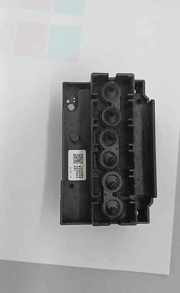 l800: Печатающая головка epson l800 epson epson l805. дюзы отличные видно на — 1