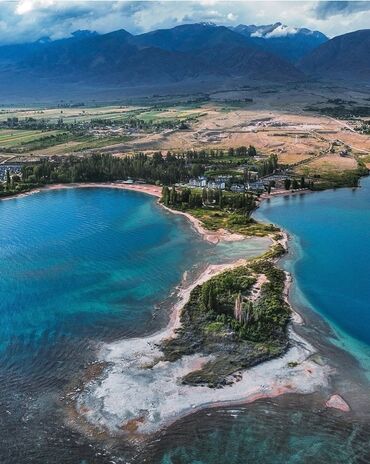 дом ак оргоо: Квартира, Чайка ЦО Chaika Resort, Сары-Ой, Детская площадка, Парковка, стоянка, Охраняемая территория