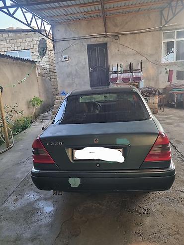 mercedes kreditle satisi: Mercedes-Benz 220: 2.2 l | 1994 il Sedan — 3