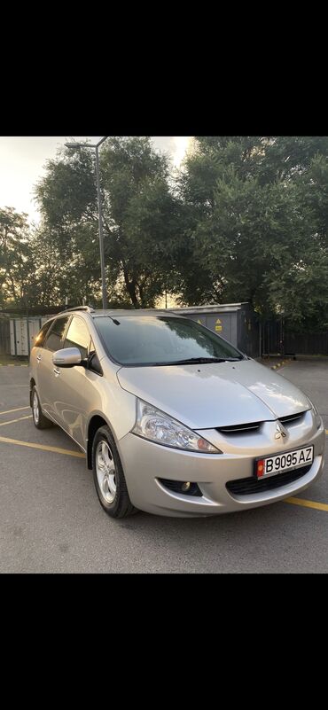 mitsubishi минивен: Mitsubishi Grandis: 2010 г., 2.4 л, Автомат, Бензин, Минивэн