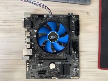 Материнские платы: Материнская плата, Б/у, Gigabyte, LGA1200, Micro-ATX, Для ПК