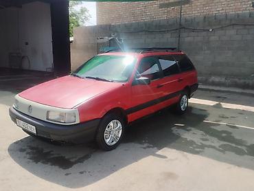 сиз 82 1: Volkswagen Passat: 1989 г., 1.8 л, Кол менен иштөөчү, Бензин, Универсал — 1
