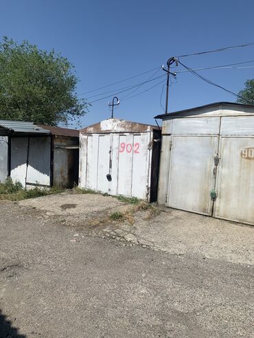 Продаю гараж: 18 м², Металлический | Охрана