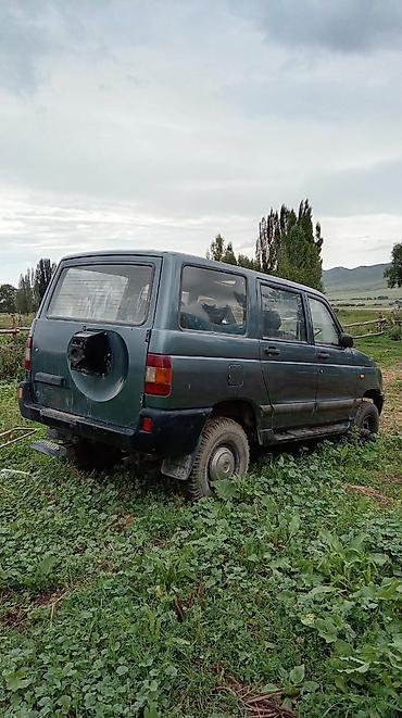 унаа тетиктери: УАЗ Simbir: 2002 г., 2.4 л, Кол менен иштөөчү, Бензин, Жол тандабас — 4
