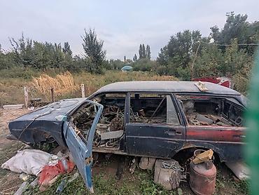 Другой транспорт: Продаётся в разобранном состоянии. Кузов, двери, капот, стёкла, салон — 3