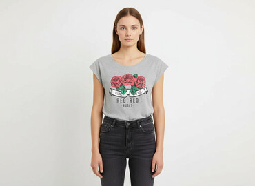 t shirty coco chanel: Cropp, Women`s T-shirt, size M