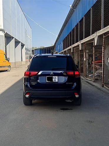 e34 4 4: Mitsubishi Outlander: 2018 г., 2.4 л, Вариатор, Бензин, Кроссовер — 4