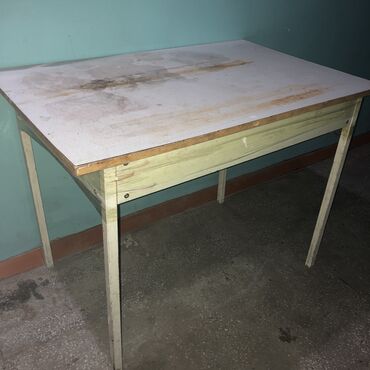 стол металлические: Кухонный Стол, цвет - Белый, Б/у