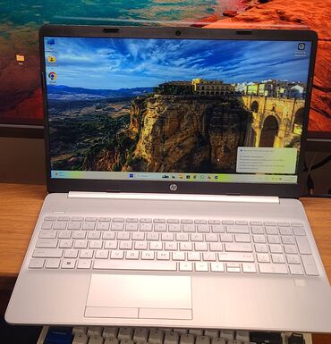 процессор i5 для ноутбука: Ноутбук, HP, 12 ГБ ОЭТ, Intel Core i5, 15.6 ", Колдонулган, Татаал эмес тапшырмалар үчүн, эс тутум NVMe SSD