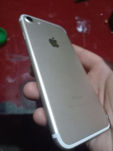 ipod classic 7: IPhone 7, 32 GB, Matte Gold, Zəmanət, Barmaq izi, Face ID — 2
