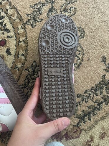свадебные платья бишкек дордой: Кроссовкалар, 37, Adidas, Жаңы, түсү - Ак, Акылуу жеткирүү