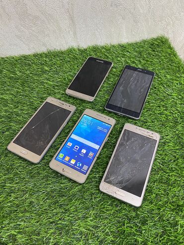Samsung Galaxy J2 2016, Б/у, 8 GB, цвет - Золотой, 1 SIM, 2 SIM