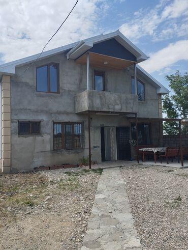 аренда квартир в баку посуточно: 200 м², 4 комнаты, Без бассейна, Газ, Электричество, Водопровод