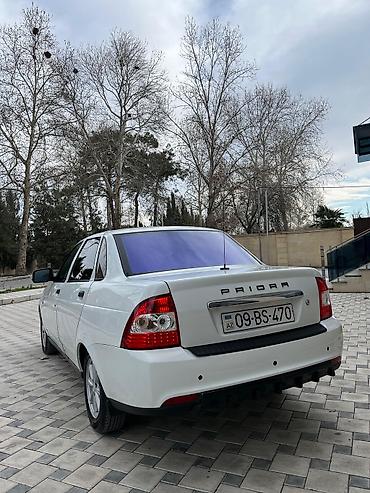 VAZ (LADA): VAZ (LADA) Priora: 1.6 l | 2015 il 140770 km Sedan — 4