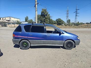 простой: Toyota Ipsum: 1997 г., 2 л, Автомат, Бензин, Минивэн — 5
