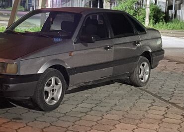 электромобиль фольксваген: Volkswagen Passat: 1988 г., 1.8 л, Механика, Бензин, Седан