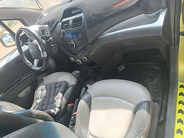 ли 9 авто: Chevrolet Spark: 2009 г., 1 л, Автомат, Бензин, Хэтчбэк — 6