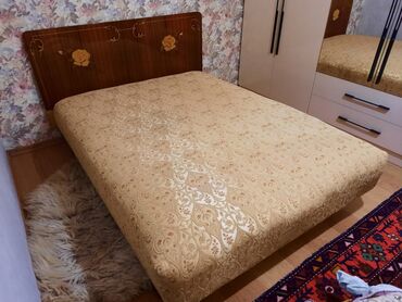 taxt doseklerinin satisi: İşlənmiş, İkinəfərlik çarpayı, Bazasız, Matras ilə, Siyirməsiz